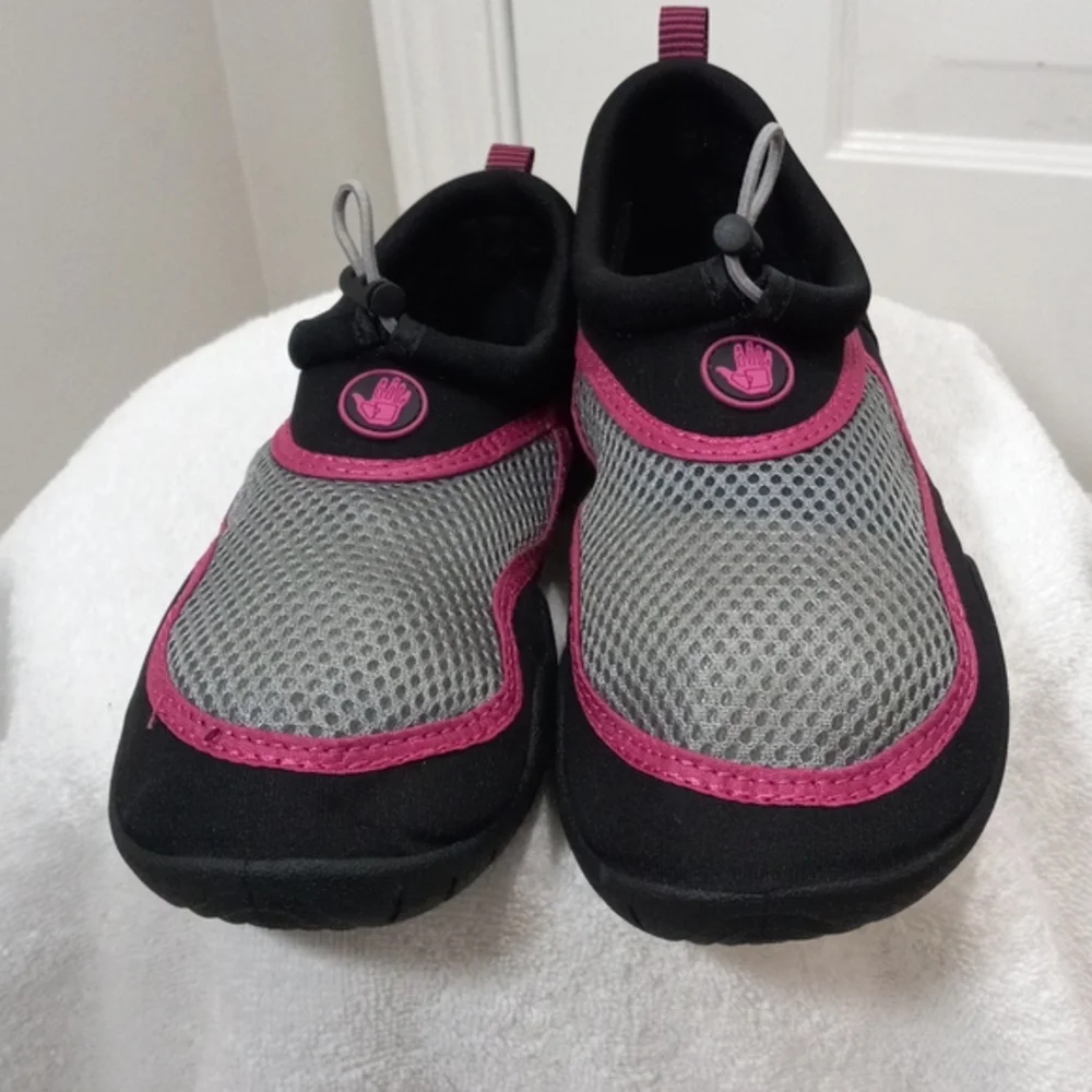 Body Glove Womens Water Shoes Sz 7